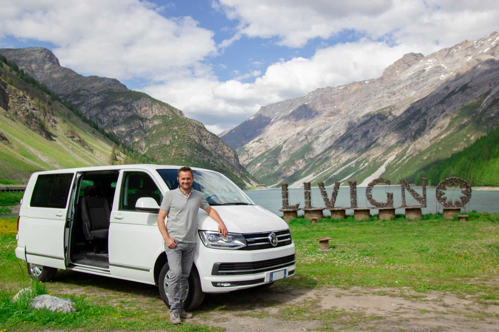 Lorenzo Giacomelli di EasyCab Livigno NCC